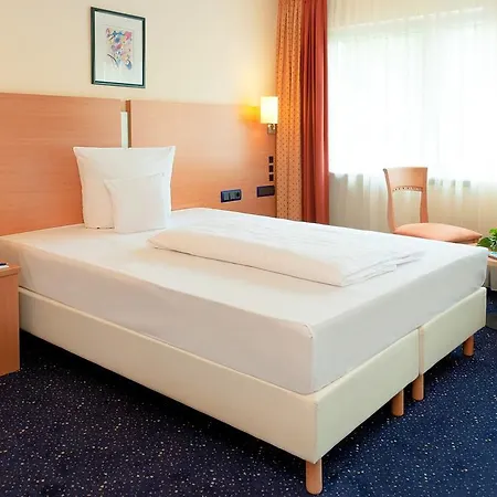 Otel Plaza Frankfurt am Main