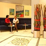 Plaza מלון