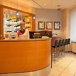 Hotel Plaza 3*